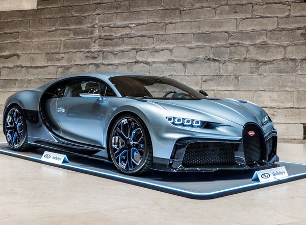 Klienci bili się o ostatnie Bugatti z kultowym silnikiem W16. Padł aukcyjny rekord