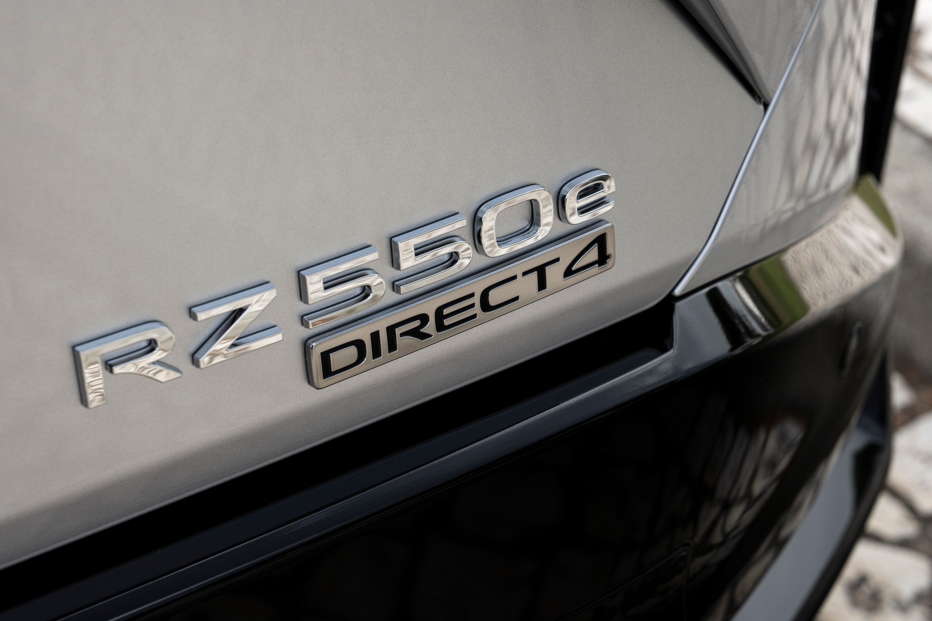 Przed liftingiem Lexus RZ nie występował w wersji F Sport