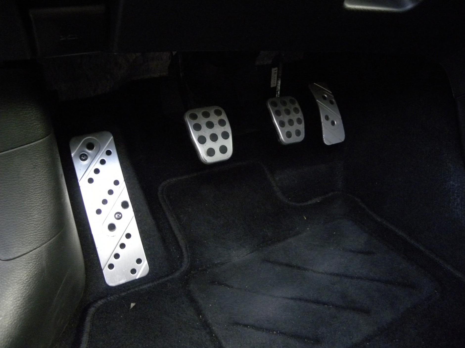 Mazda 6: czy jeździ tak dobrze, jak wygląda?