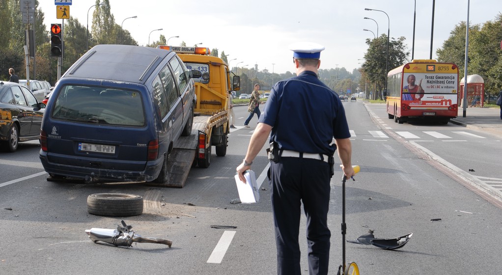 Mniej wypadków na drogach w 2012 roku