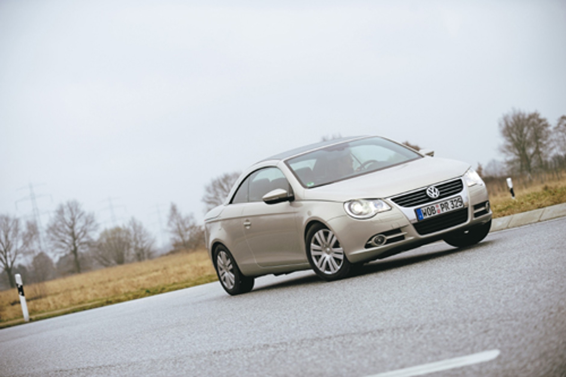 Peugeot 308CC kontra VW Eos, Ford Focus CC, Opel Astra Twin Top i Renault Megane CC - Lato może już nadejść