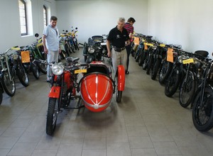 Motocykle i motorowery w...hucie żelaza