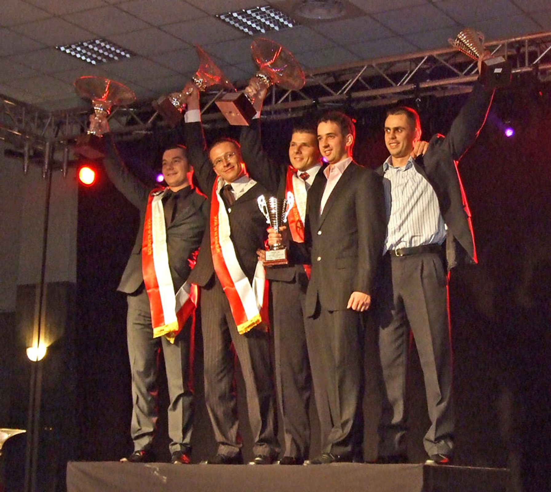 Zakończenie sezonu 2008 w sporcie samochodowym