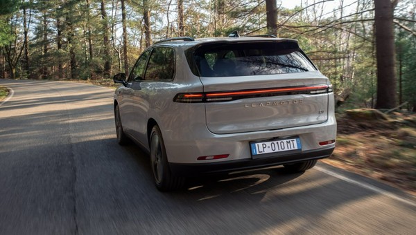 W Polsce debiutuje 600-konny SUV Leapmotor C10. Cena wygląda jak pomyłka