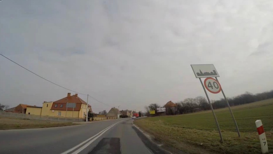 Pytania na prawo jazdy – dokąd obowiązuje znak