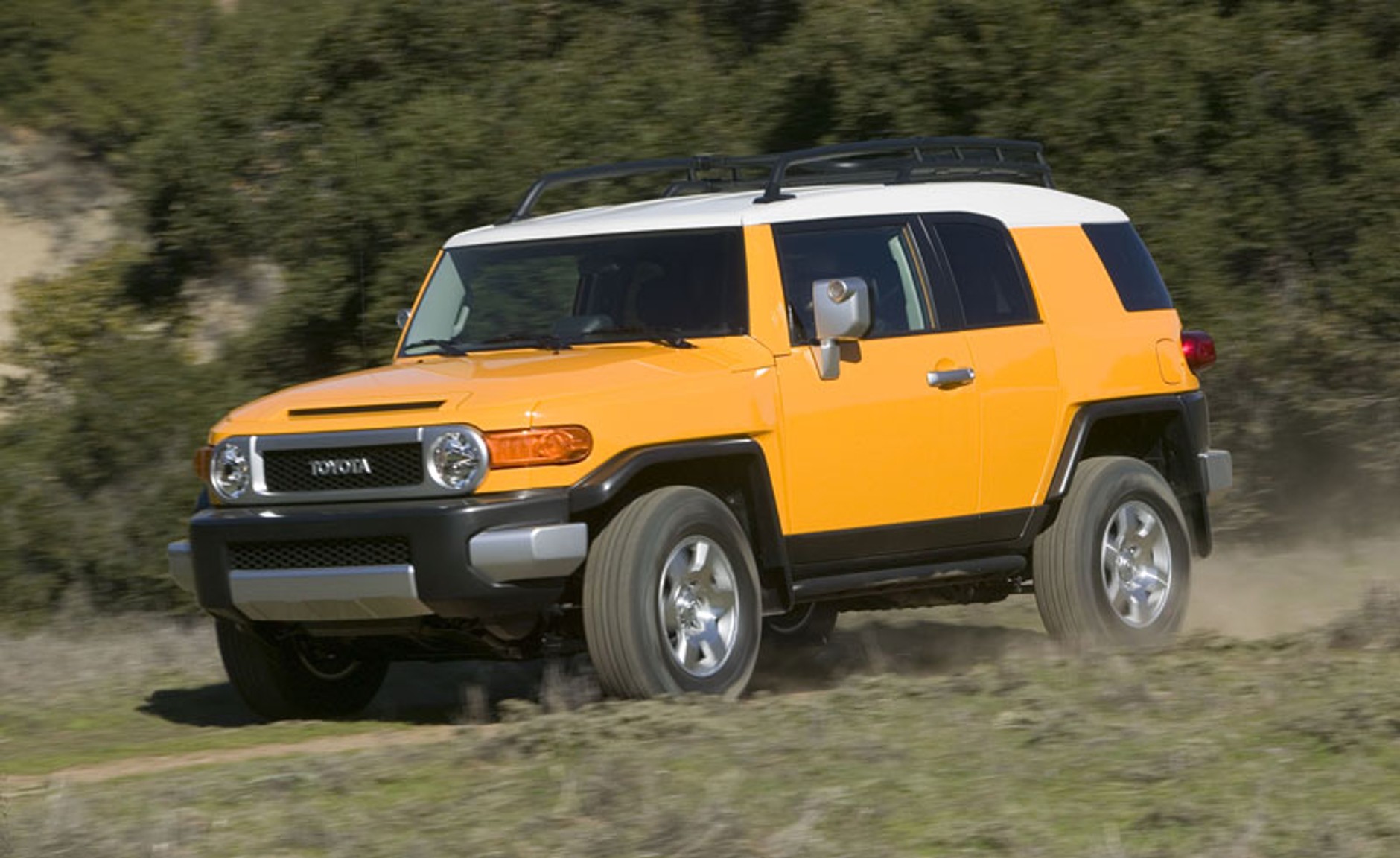 Toyota FJ Cruiser: zmodernizowany silnik dla modelu w stylu retro