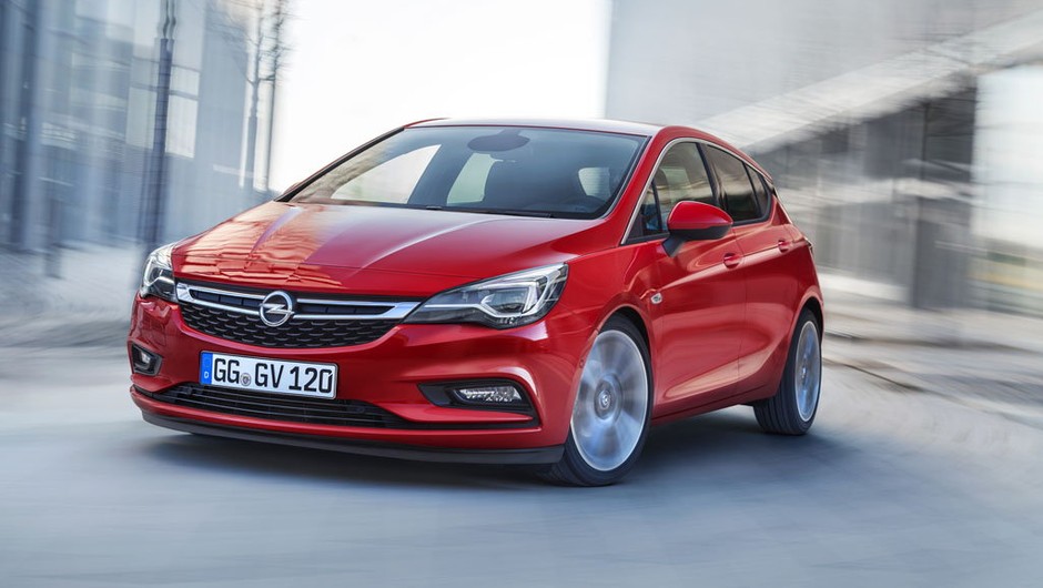 Najnowsza Astra z systemem Opel OnStar