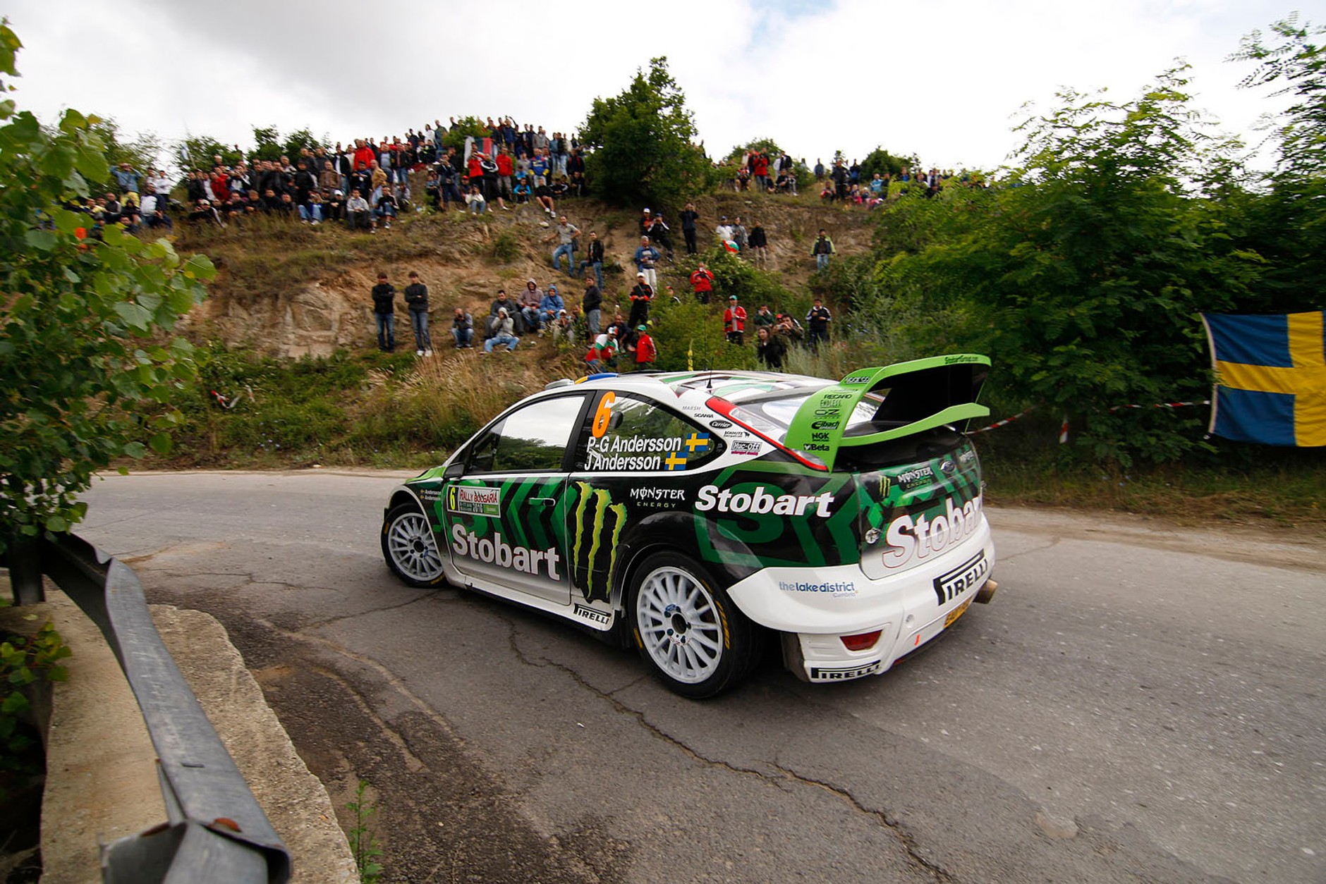 Citroën Total WRT taranuje konkurentów (galeria Rallyworld©Willy Weyens)
