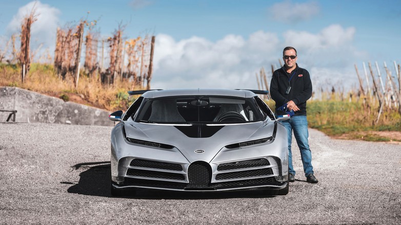 Bugatti Centodieci podczas dynamicznego testu fabrycznego