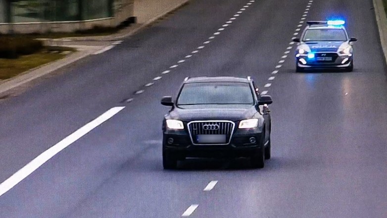 Białystok: mknął 200 km/h. W bagażniku wiózł migrantów