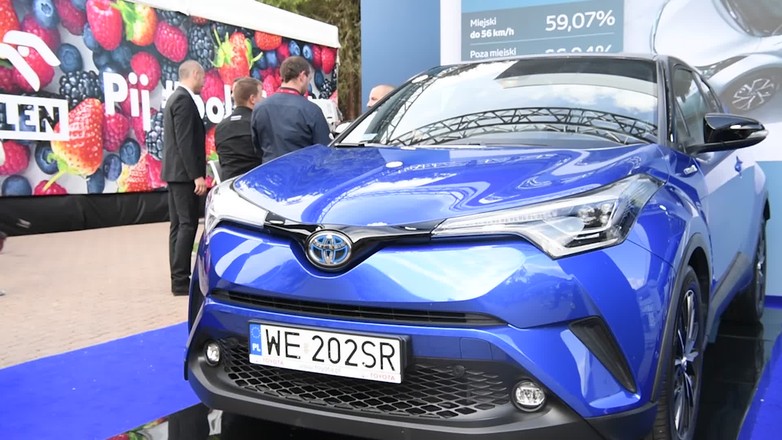 125ed2d77a944ac3cb5bdf2f64b4a68d