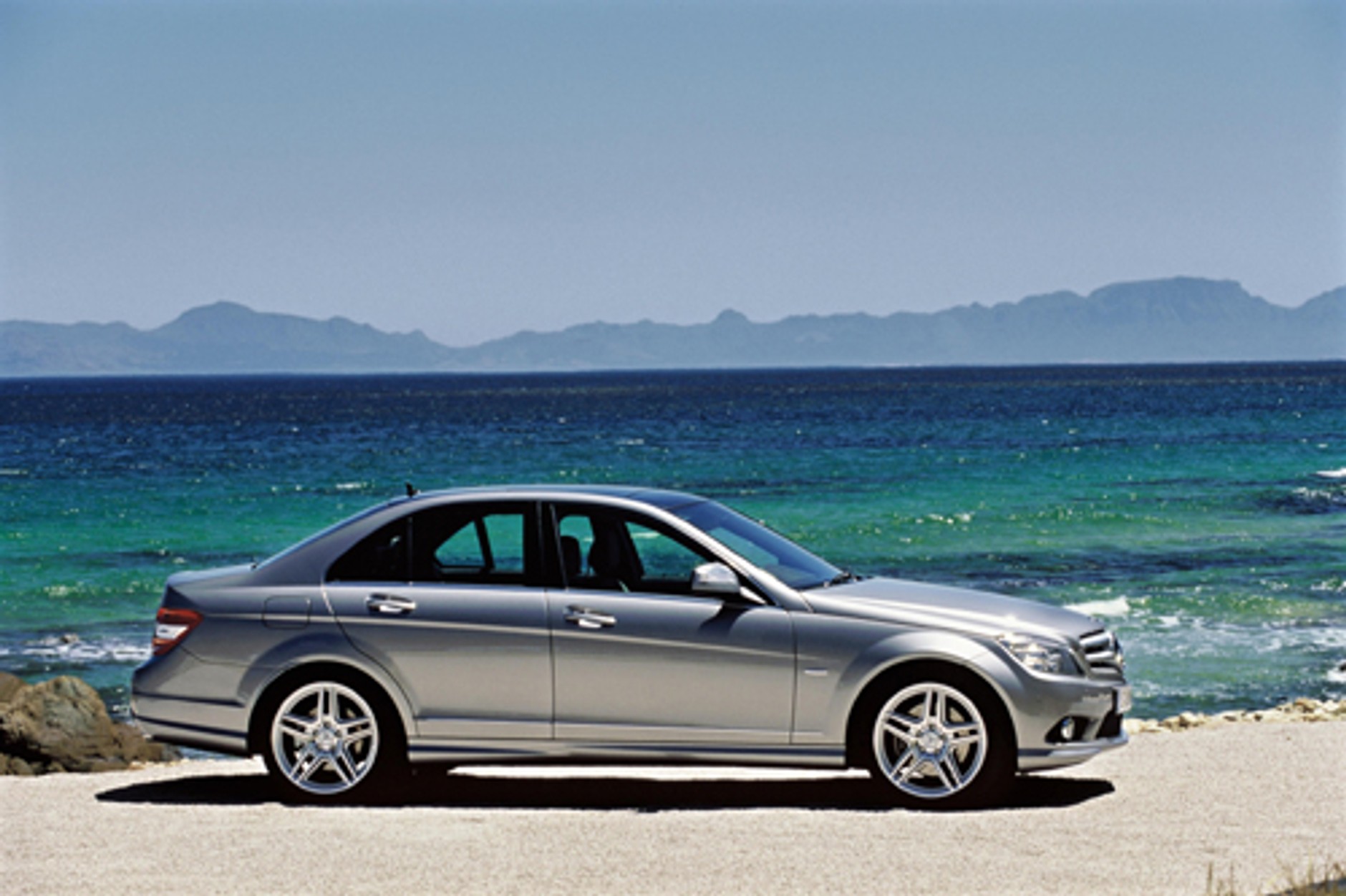 Mercedes klasy C - Dwie twarze nowej klasy C