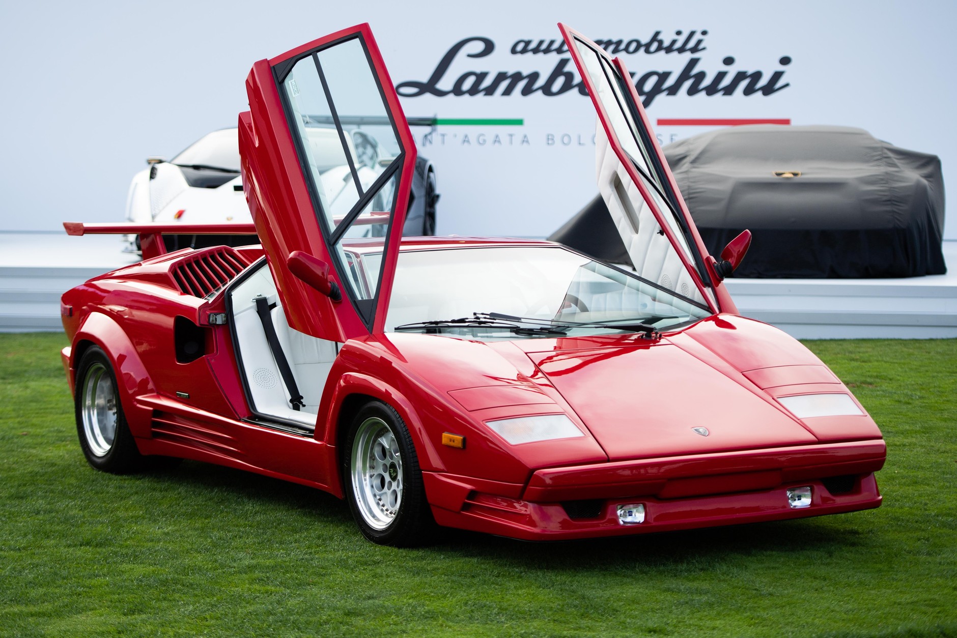 Lamborghini Countach LPI 800-4 2021