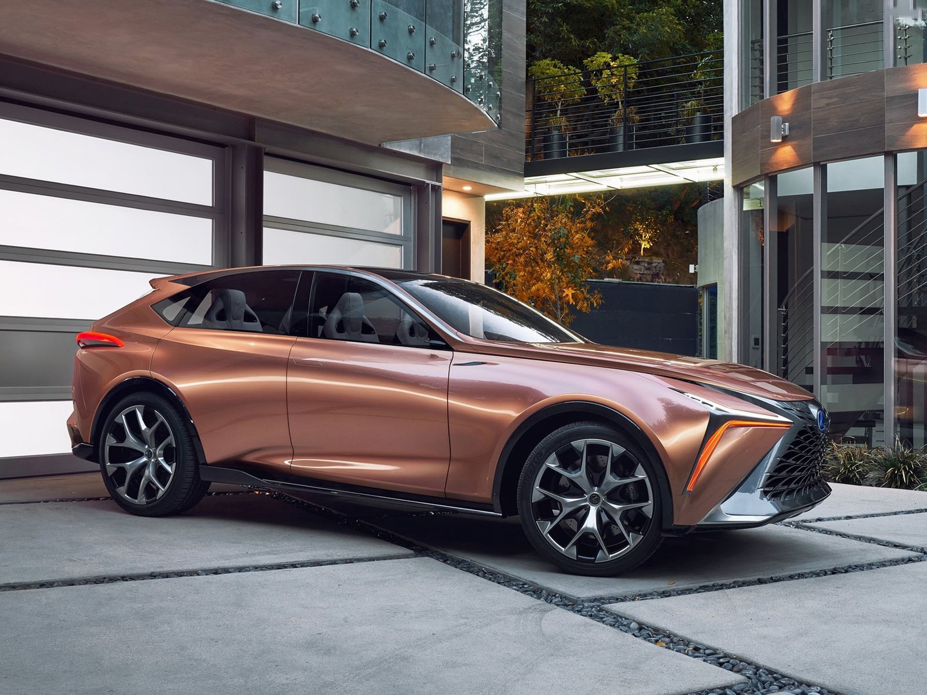Lexus LF-1 Limitless - flagowy SUV Lexusa