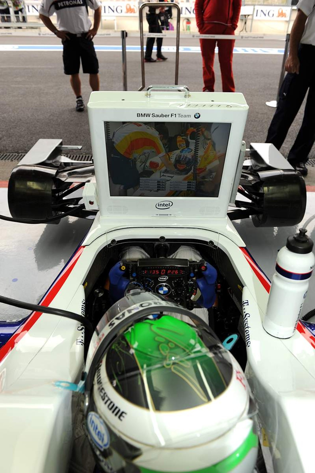 Grand Prix Belgii 2009: dwie gwiazdy wyścigu - Raikkonen i Fisichella (fotogaleria)