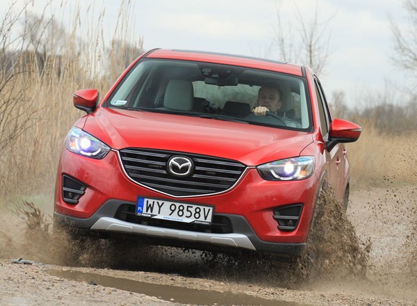 Szybki SUV z dużym silnikiem - Mazda CX-5 2.5 Skyactiv-G 4x4