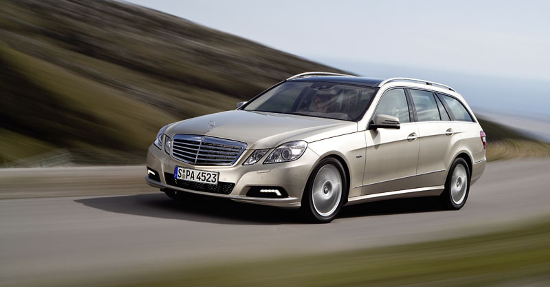 Mercedes-Benz: Klasa E kombi dostępna już w ofercie w Polsce! (ceny)