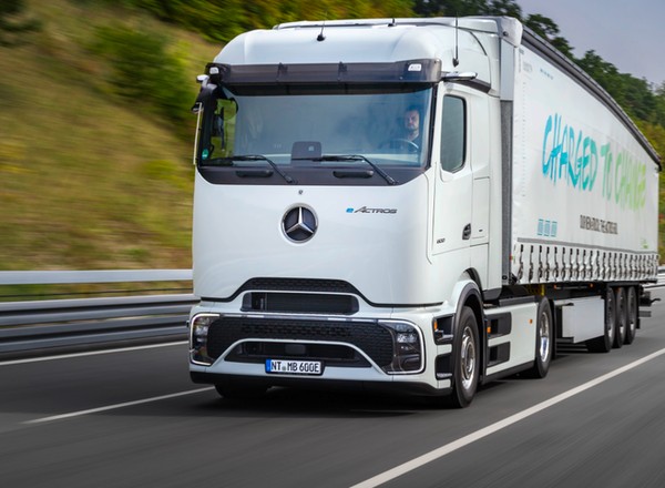 Mercedes eActros 600 - koniec ery diesla w ciężarówkach?