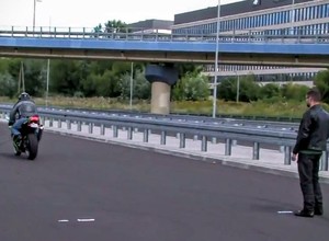 Test klocków hamulcowych TRW - czuć różnicę