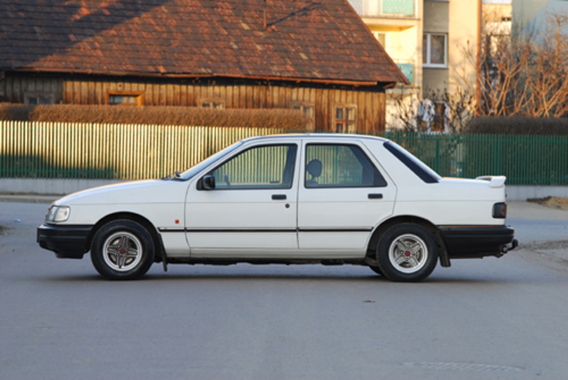 Ford Sierra - Tani klasyk