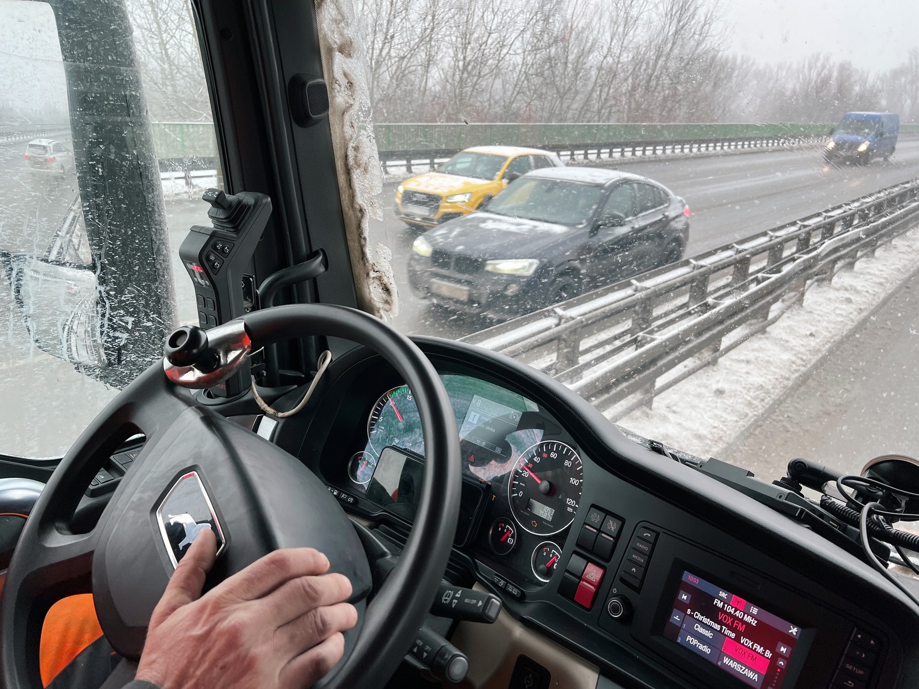 Akcja odśnieżania warszawskich dróg