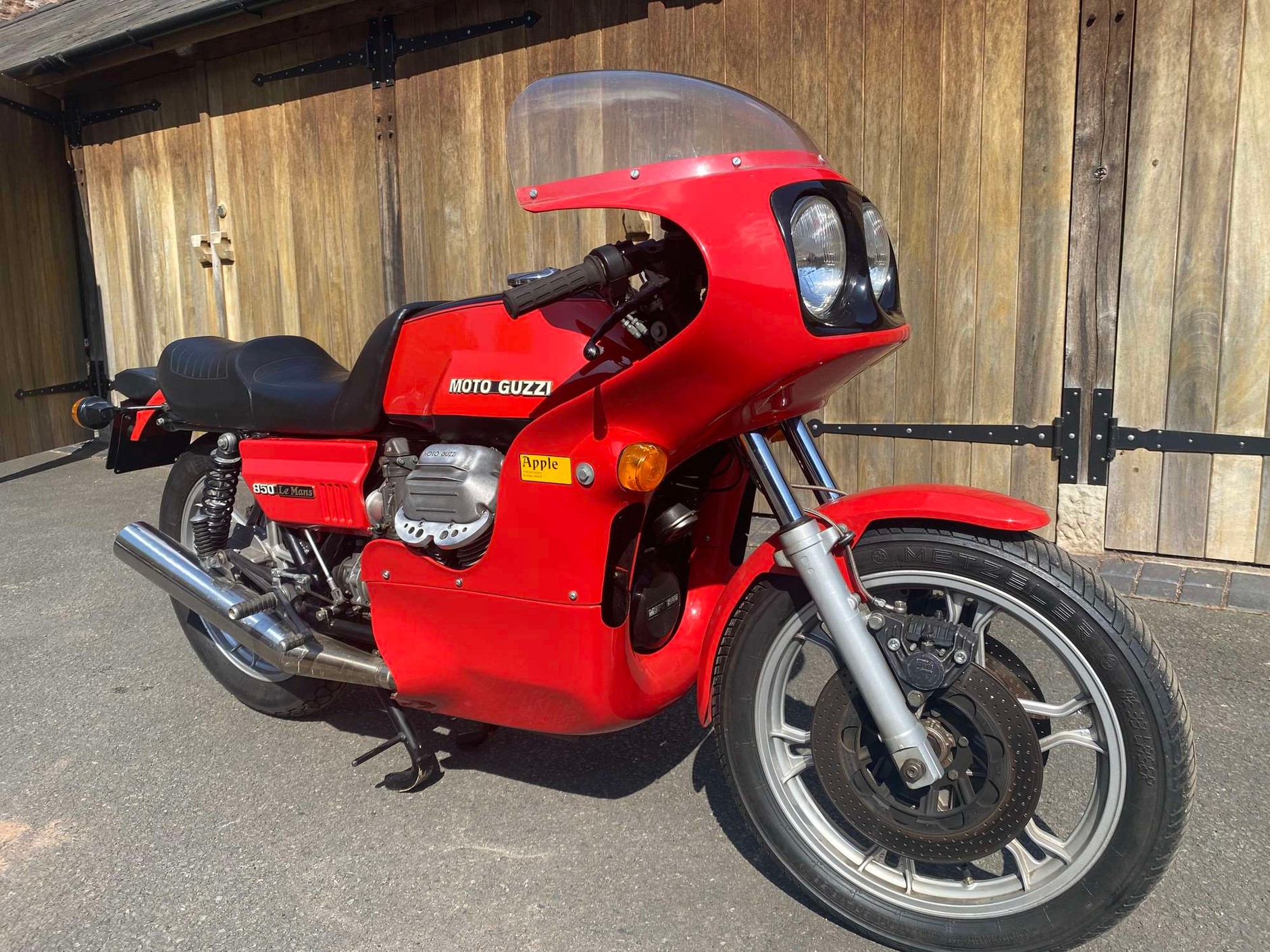 Pożądany przez kolekcjonerów motocykl Moto Guzzi Le Mans Mk1 z 1977 r.