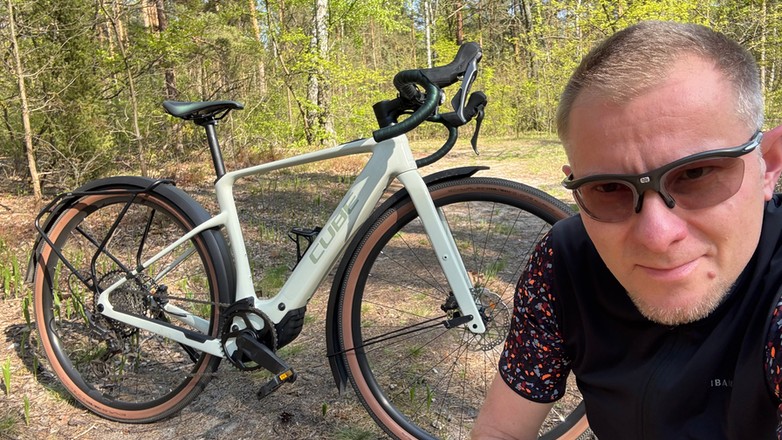 Przetestowałem elektrycznego gravela. czy taki rower ma sens?