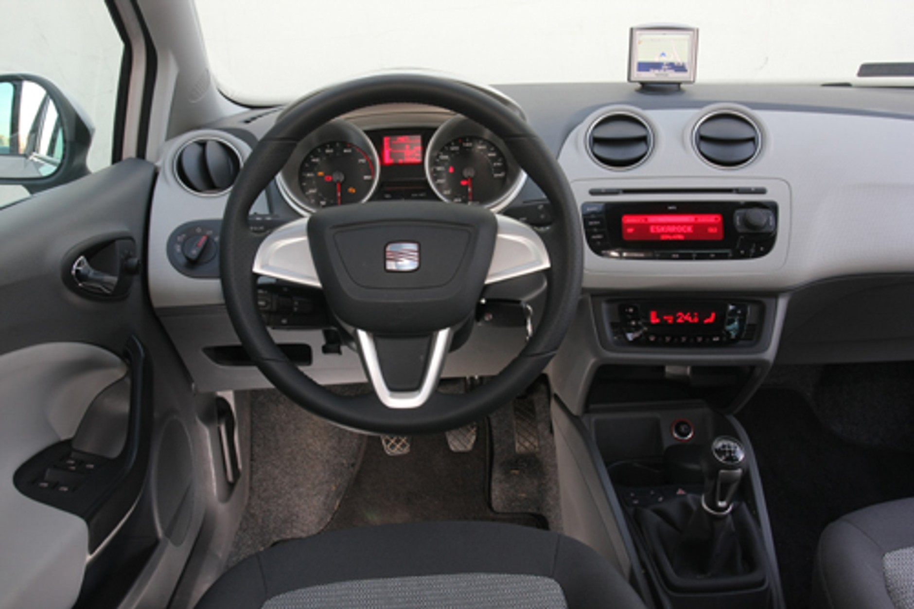 Seat Ibiza kontra Fiat Grande Punto i Toyota Yaris. Czy Ibiza jest lepsza od konkurentów?