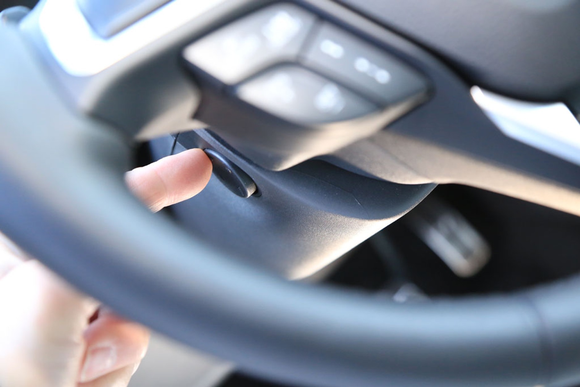 Ford Mondeo Vignale - Ford chce być Premium