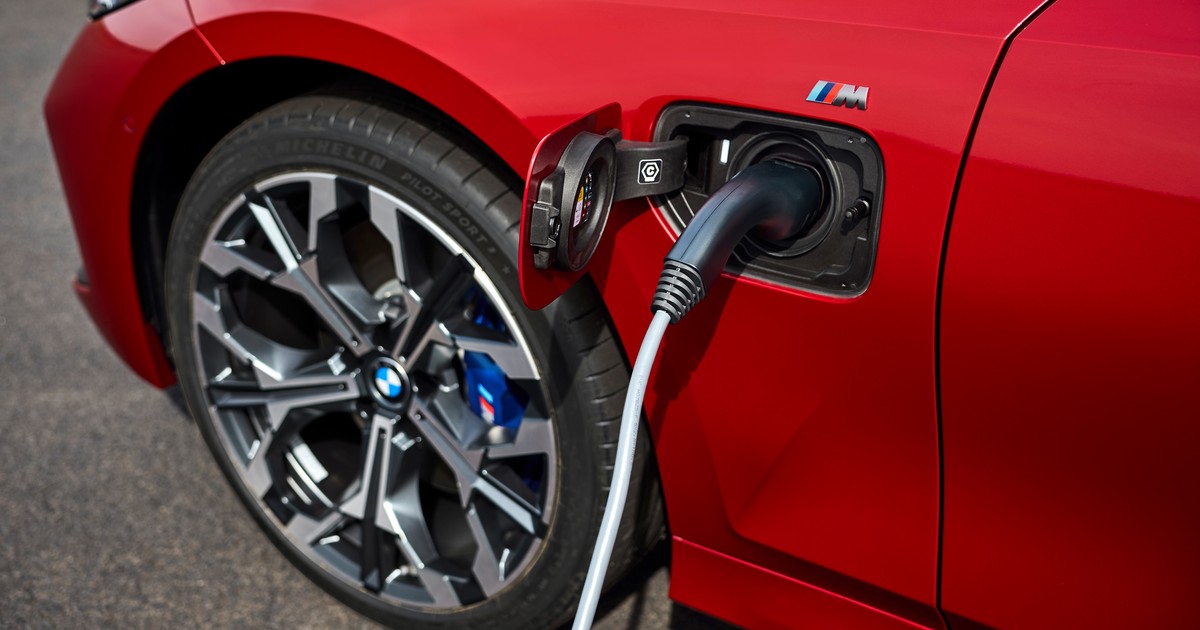 Ładowanie hybrydy plug-in