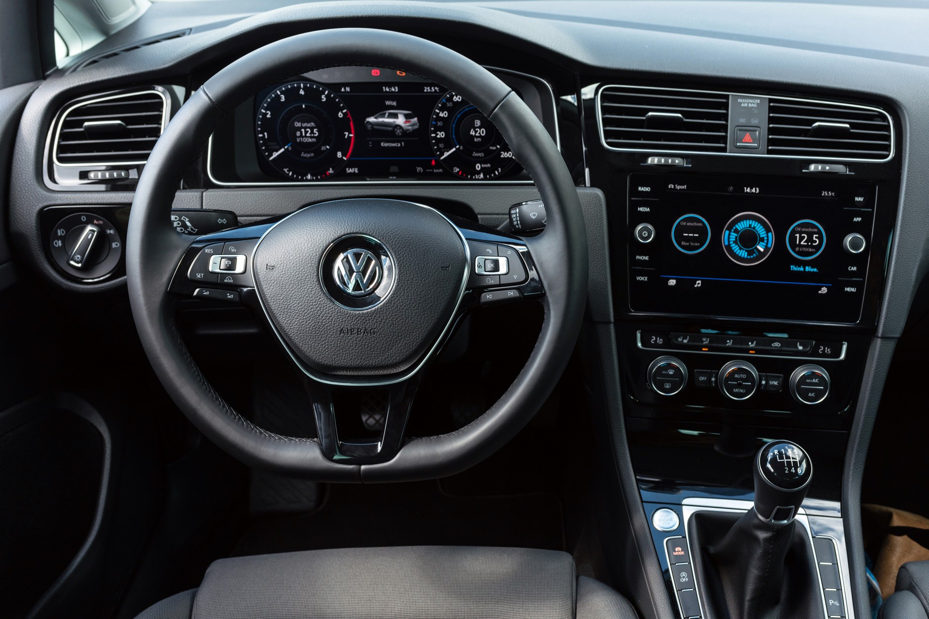 Volkswagen Golf 1.5 TSI Bluemotion, czyli wyższa szkoła downsizingu | Test