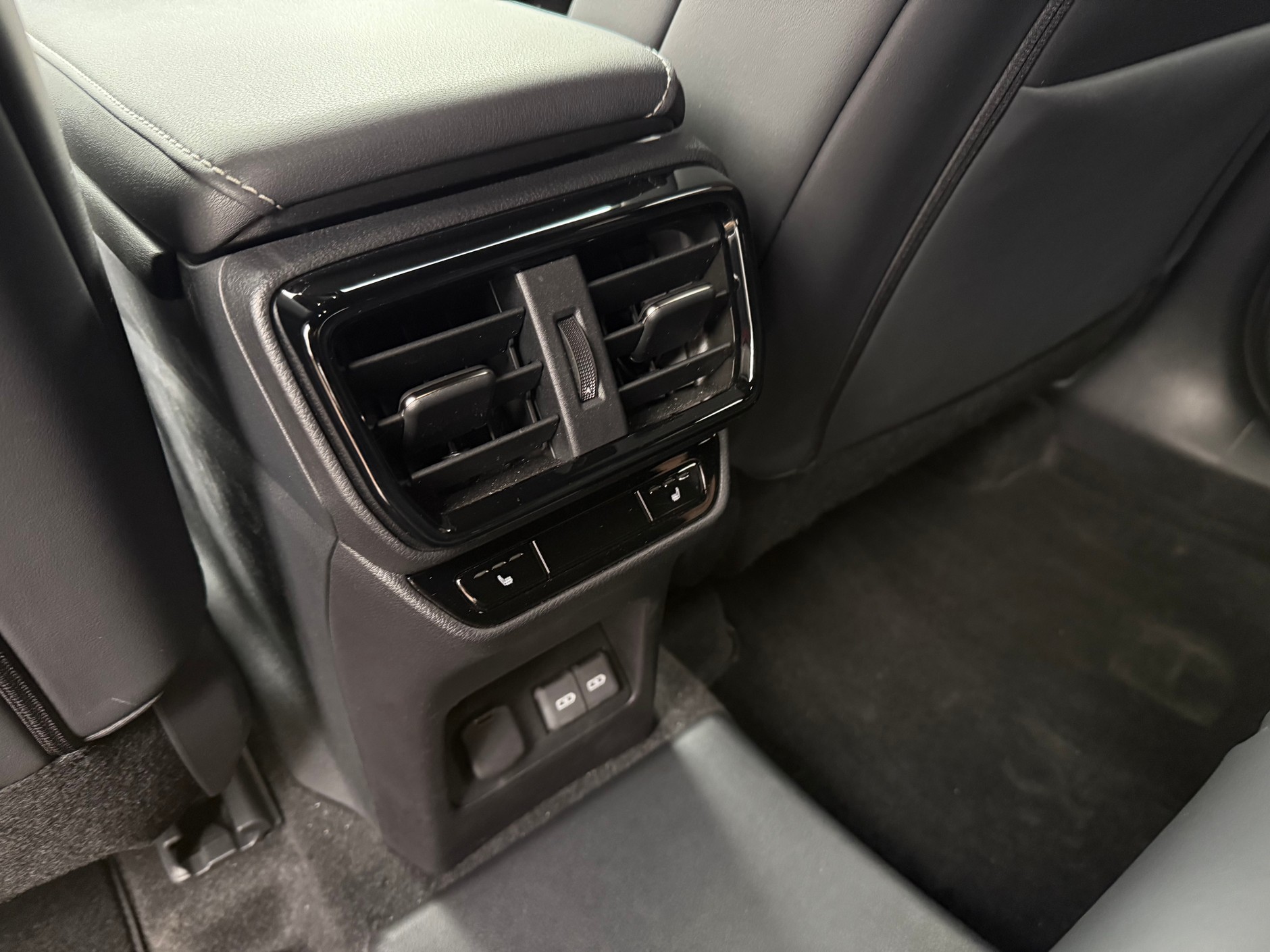 Lexus NX 450H+ F Sport