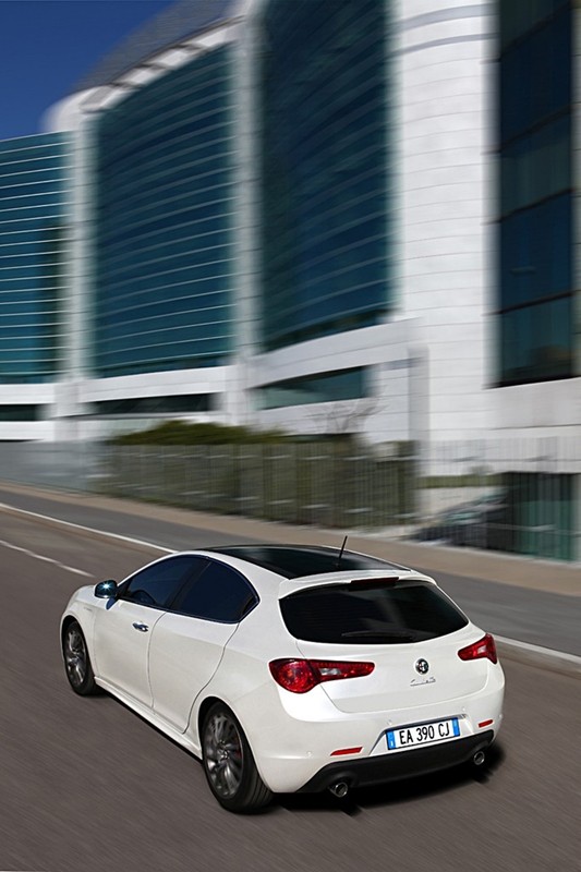 Alfa Romeo Giulietta – z pięknem trzeba obcować