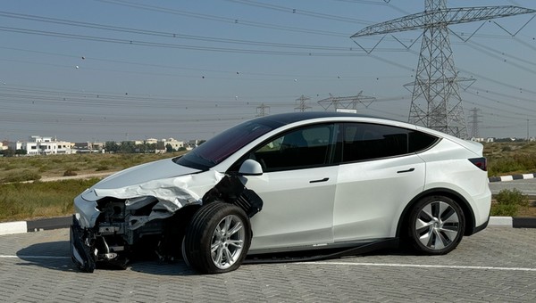 Reuters: Tesla latami obciążała klientów kosztami napraw części, o których wiedziała, że są wadliwe