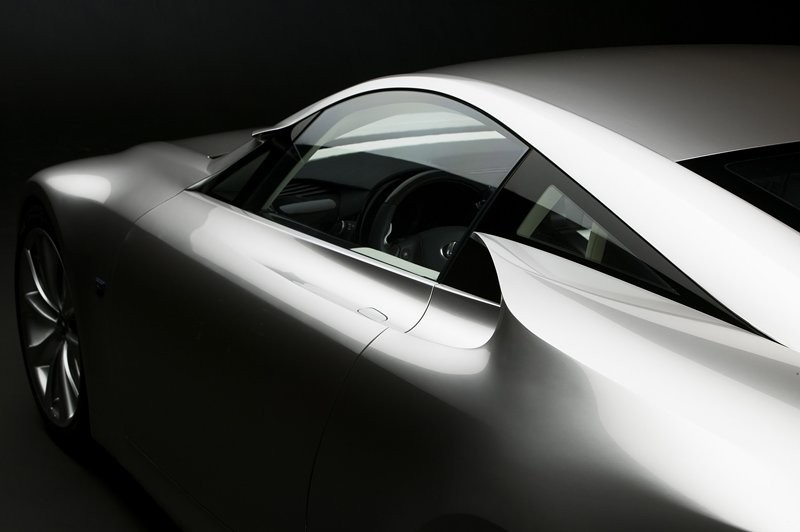 Lexus LFA: zainteresowanie przekroczyło plany produkcyjne