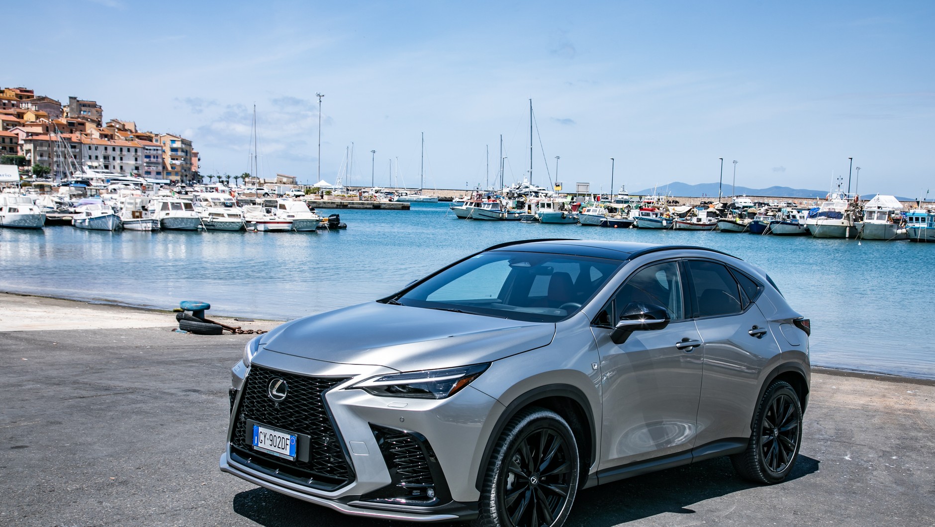 Lexus NX 450h+