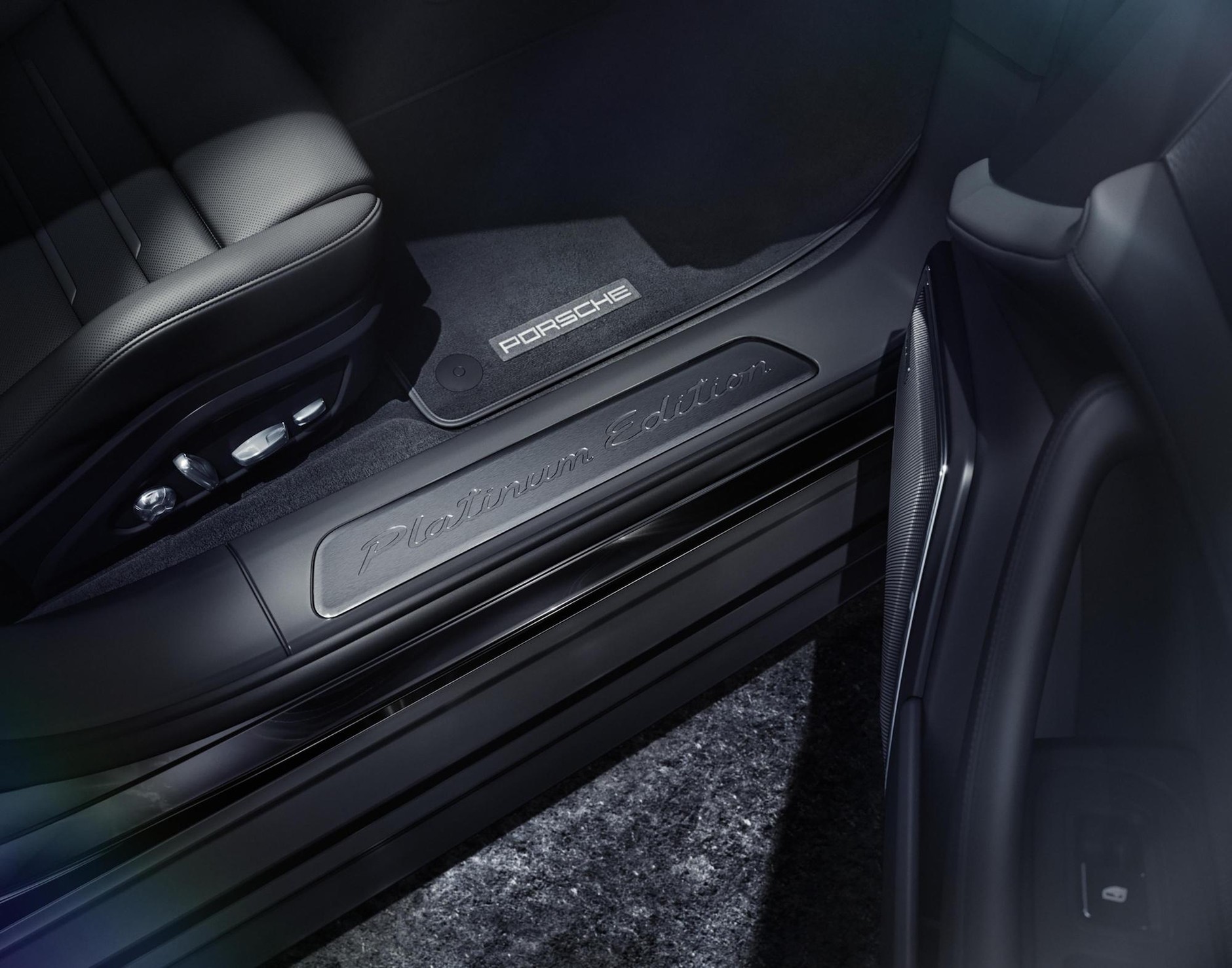 Porsche Panamera Platinum Edition