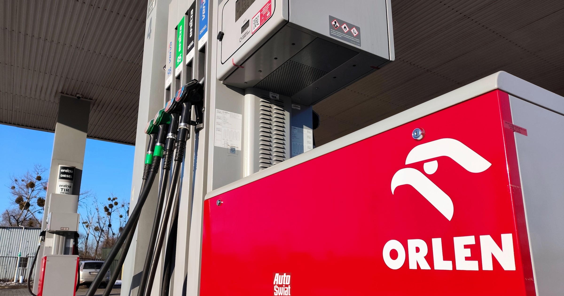 Rozejm w Iranie. Kiedy spadną ceny paliw na stacjach? Działa efekt rakiety i pióra