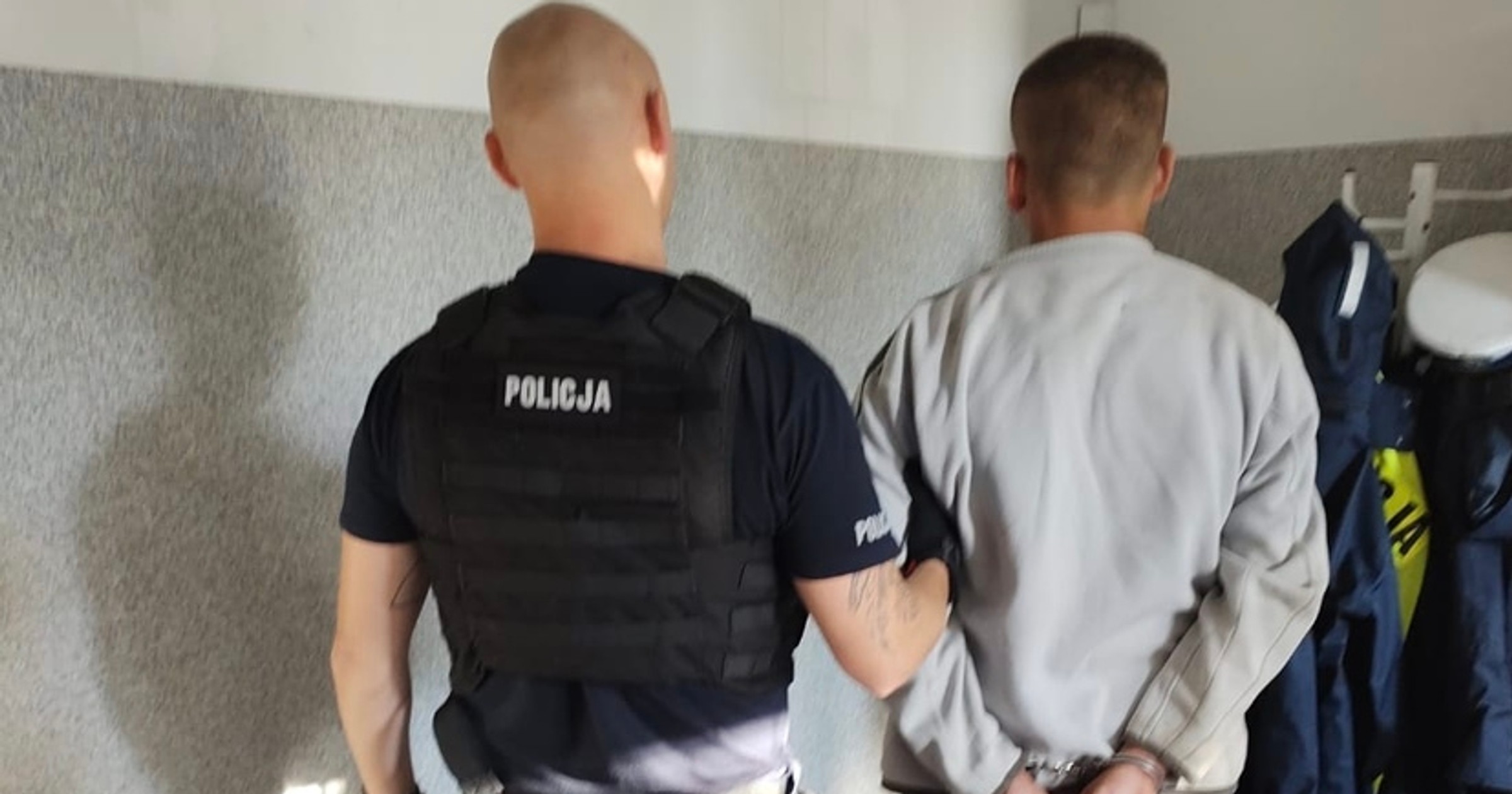 30-latek przyjechał do szpitala kradzionym autem