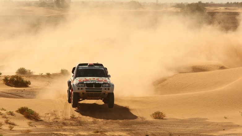 Rallye OiLibya Maroc 2010: Hołowczyc pojechał najszybciej (5. etap)