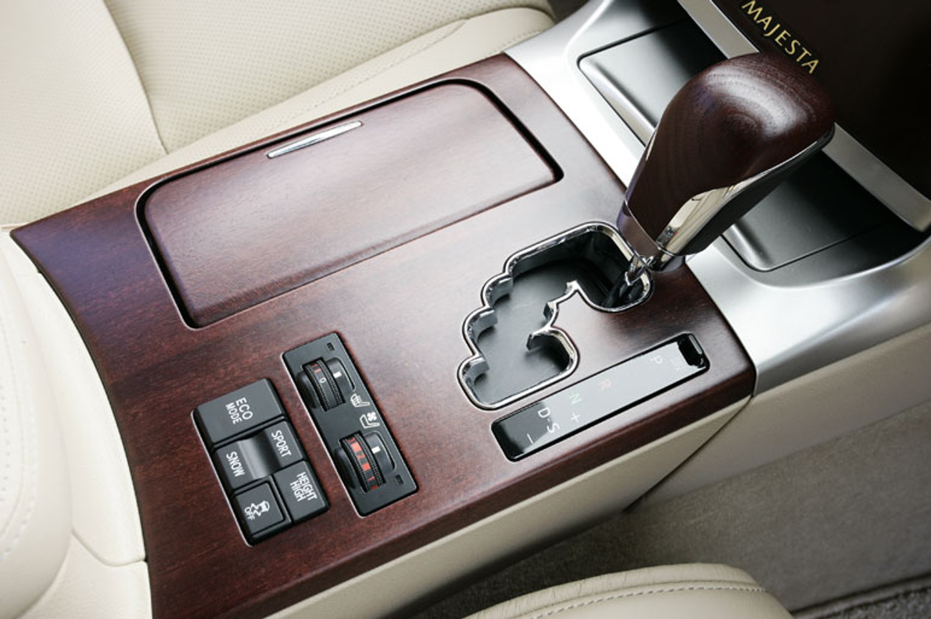 Toyota Crown Majesta – Japończyk z najwyższych sfer