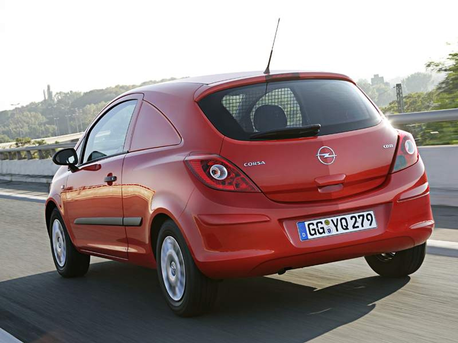 Opel: Corsavan w Brukseli!
