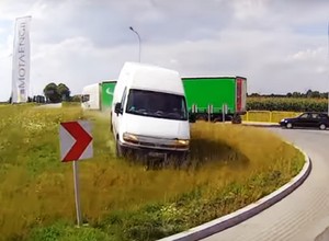 I tak przejadę – czyli dlaczego na rondach powinny być barierki