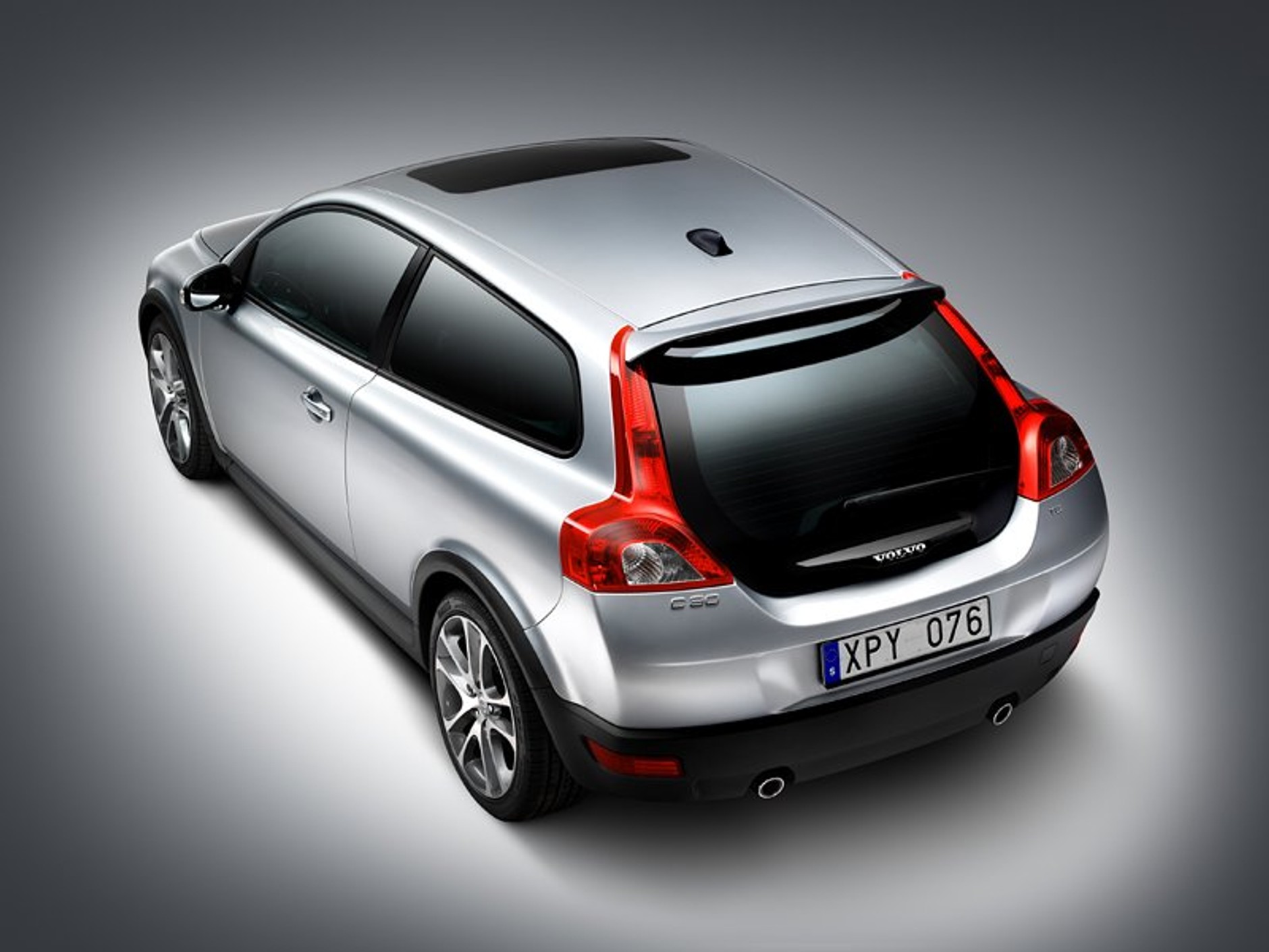 Volvo C30: 2x4 = dwoje drzwi i cztery fotele (pierwsze oficjalne informacje)