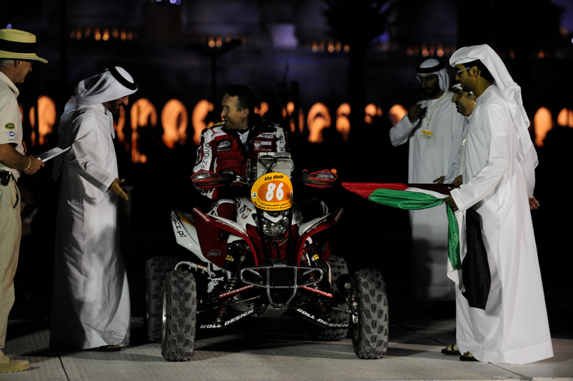 Abu Dhabi Desert Challenge 2010: Rafał Sonik 10. w prologu