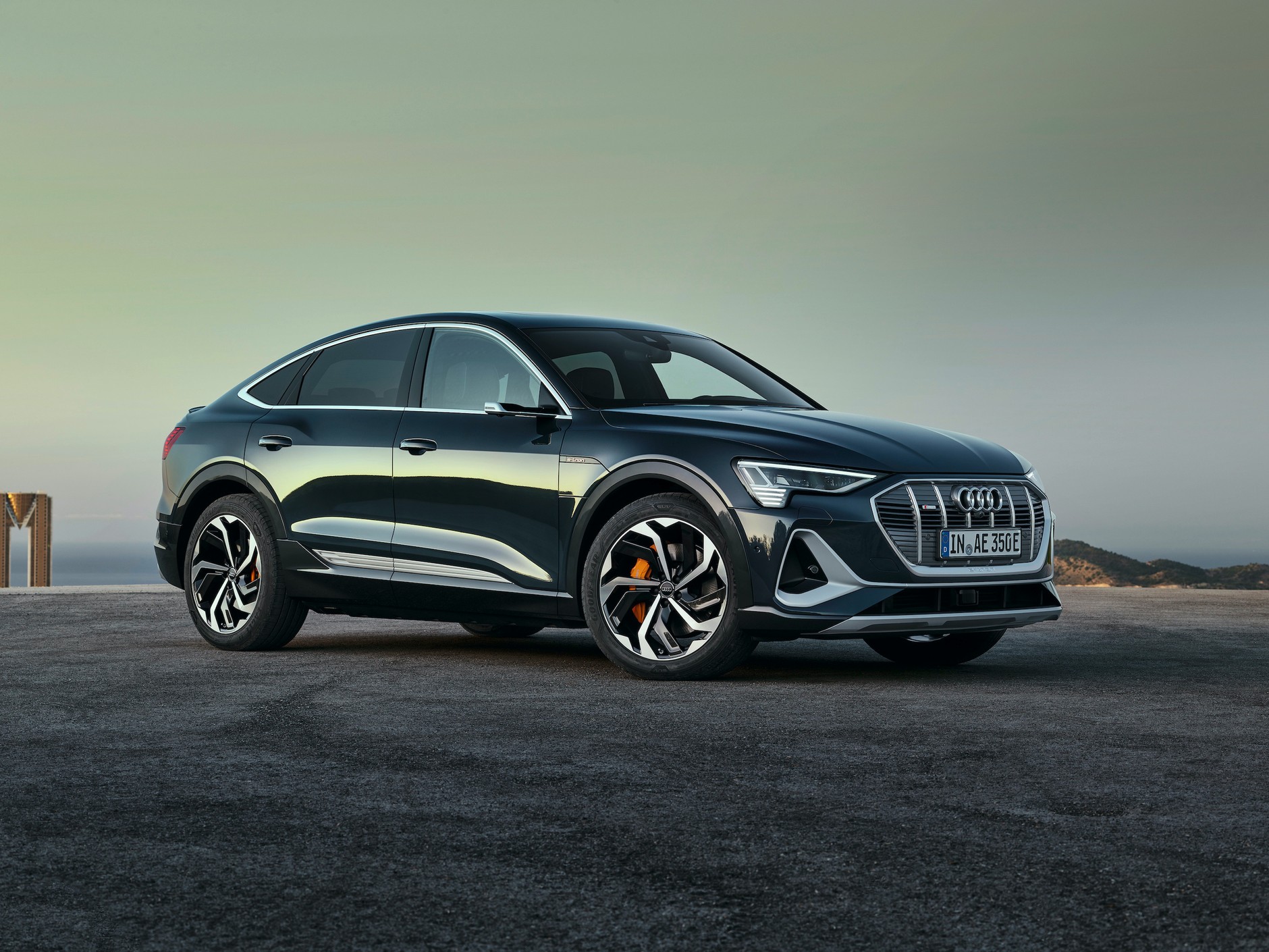 Audi e-tron – cztery koła pod napięciem
