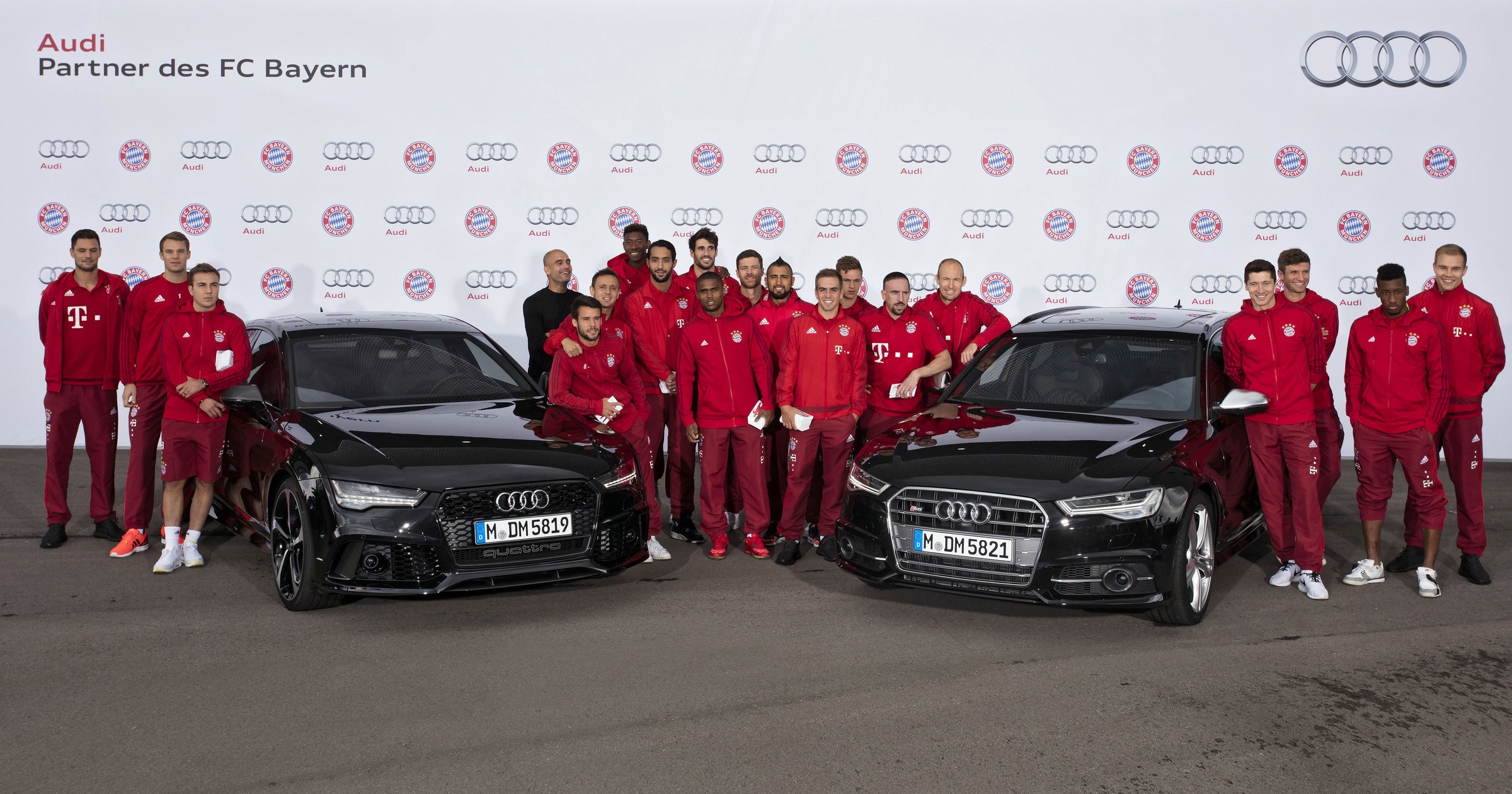 Piłkarze Bayern Monachium jeżdżą samochodami Audi