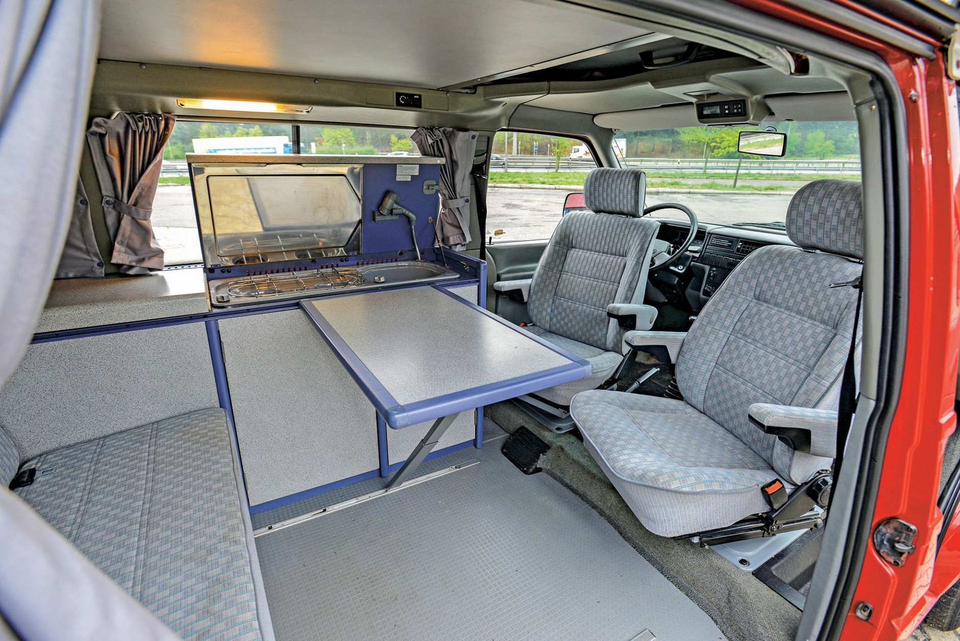 Volkswagen T4 California Coach (1996-2003)