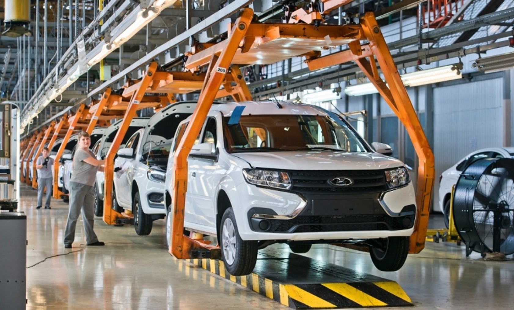 Łada Largus: rosyjski producent wznawia produkcję modelu sprzed 14 lat