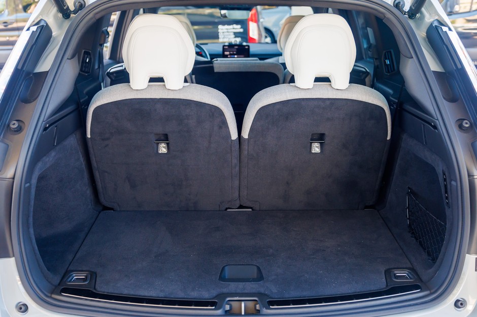 Volvo EX90